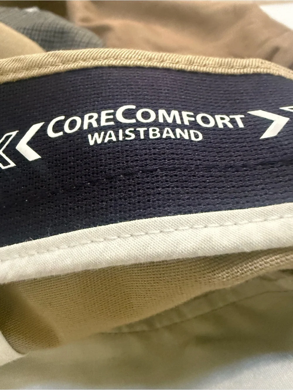Roundtree & Yorke TravelSmart Pants Men's 52 X 30 Beige Classic Fit Core Comfort